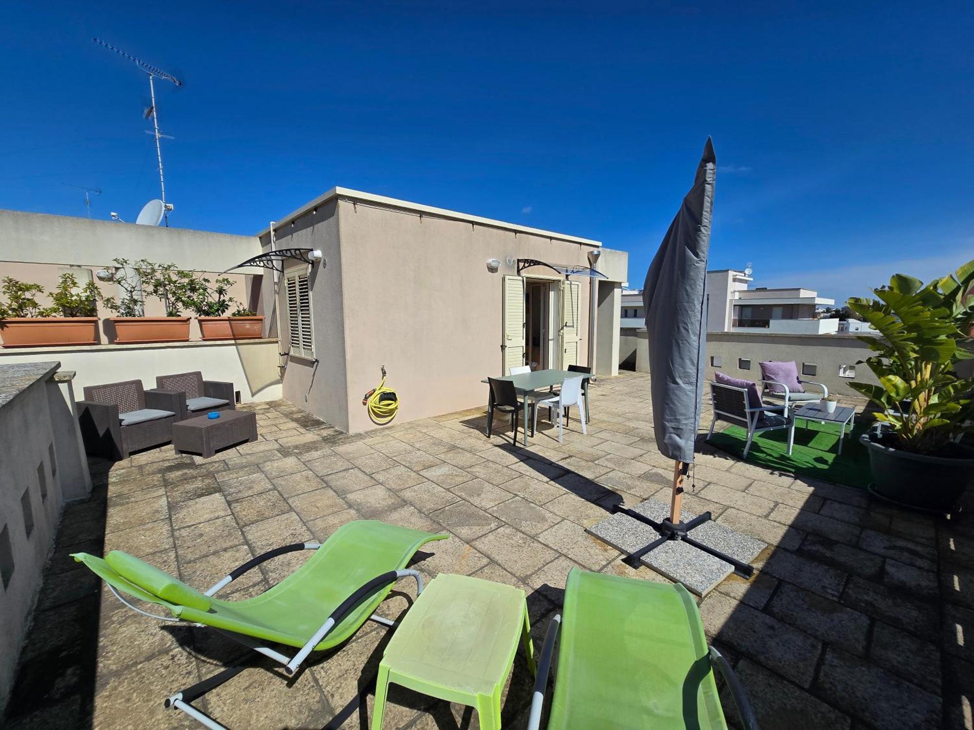 "Elle Home" Attico Panoramico Lecce Eksteriør bilde
